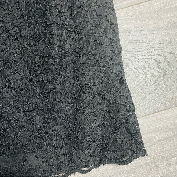 David’s Bridal Short Strapless All Over Lace Dress 0132 - Picture 2 of 13